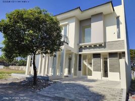 4 Habitación Villa en venta en Lakarsantri, East Jawa, Lakarsantri