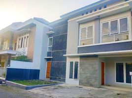 5 Bedroom Villa for sale in Yogyakarta, Seyegan, Sleman, Yogyakarta