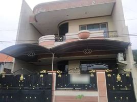 Villa 4 chambre à vendre à Tenggilis Mejoyo, East Jawa, Tenggilis Mejoyo