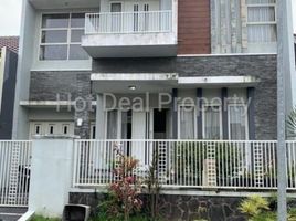 8 Kamar Rumah for sale in Dau, Malang Regency, Dau