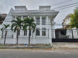 4 Kamar Vila for sale in Tenggilis Mejoyo, East Jawa, Tenggilis Mejoyo