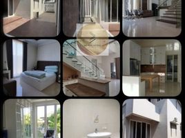 5 Bedroom House for sale in Wiyung, Surabaya, Wiyung