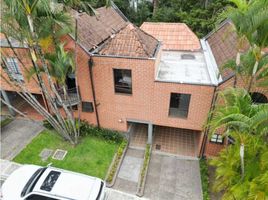 3 Bedroom Villa for sale in Bare Foot Park (Parque de los Pies Descalzos), Medellin, Medellin