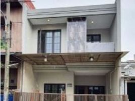 3 Habitación Villa en venta en Tambaksari, East Jawa, Tambaksari