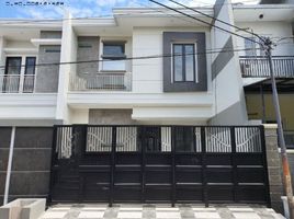 4 Habitación Villa en venta en Mulyorejo, East Jawa, Mulyorejo