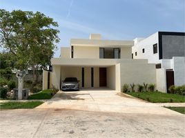 4 Schlafzimmer Villa zu verkaufen in Tixpehual, Yucatan, Tixpehual