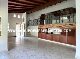 5 Habitación Villa en venta en Colombia, Envigado, Antioquia, Colombia