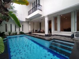 3 Kamar Vila for rent in Pacific Place, Tanah Abang, Kebayoran Baru