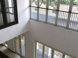 4 Habitación Villa en venta en Lakarsantri, East Jawa, Lakarsantri