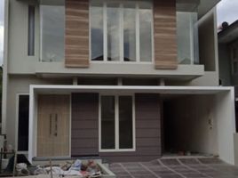 6 Schlafzimmer Villa zu verkaufen in Lakarsantri, East Jawa, Lakarsantri