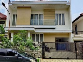 5 Bedroom House for sale in Dukuhpakis, Surabaya, Dukuhpakis