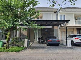 Villa 4 chambre à vendre à Lakarsantri, East Jawa, Lakarsantri
