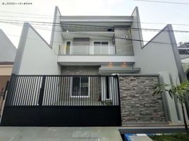 4 Habitación Villa en venta en Mulyorejo, East Jawa, Mulyorejo