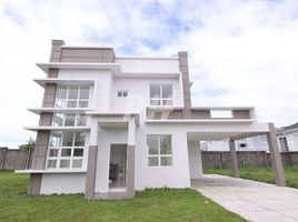 4 Bedroom House for sale in Santa Rosa City, Laguna, Santa Rosa City