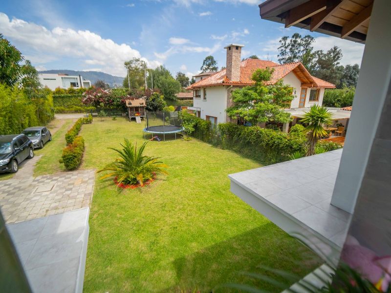 Cumbaya, Quito - Photo 3