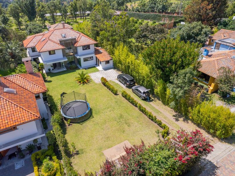 Cumbaya, Quito - Photo 2