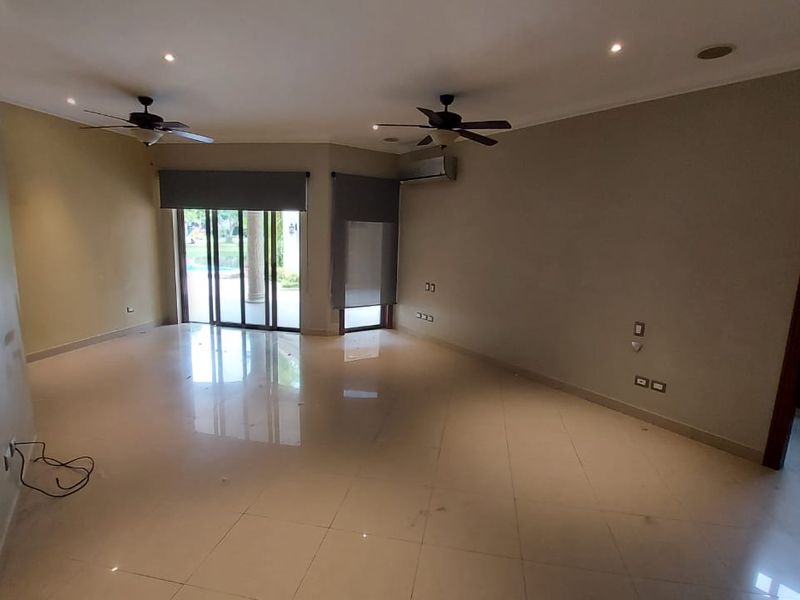 Guayaquil, Guayaquil - Photo 2