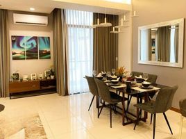 4 Bedroom Villa for sale in Gilmore LRT-2, Quezon City, Quezon City