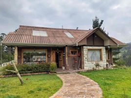  Villa for sale in Tarqui, Cuenca, Tarqui