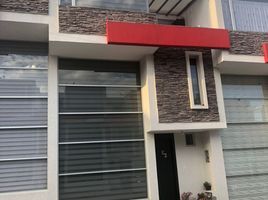 3 Bedroom House for sale in Conocoto, Pichincha, Conocoto