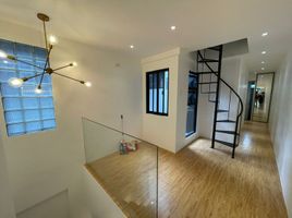 5 Bedroom House for sale in Anonas LRT-2, Quezon City, Quezon City