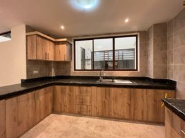 3 chambre Appartement for sale in Loja, Loja, Loja, Loja