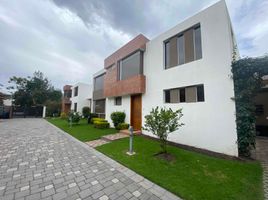 3 Habitación Casa en venta en Tumbaco, Pichincha, Tumbaco