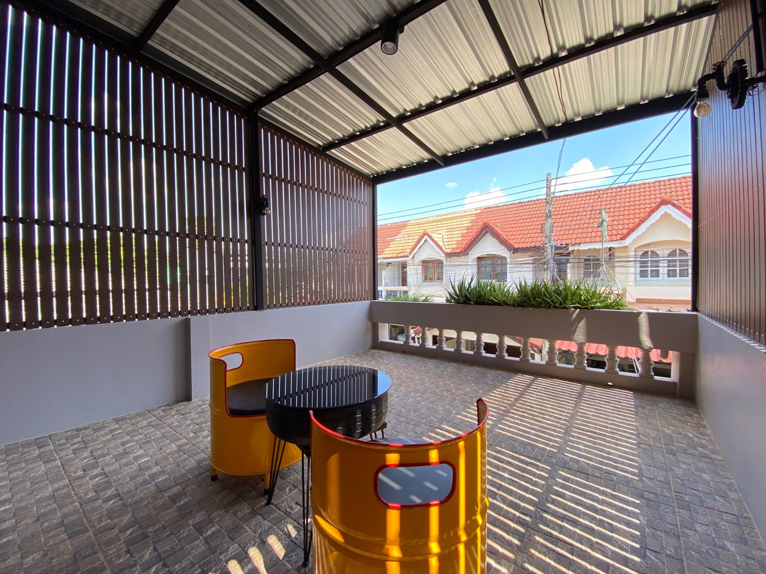 2 Bedroom Townhouse For Rent In Nong Phueng, Chiang Mai