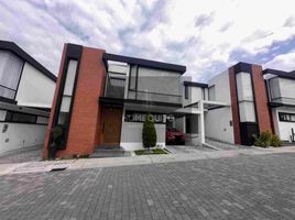 3 Habitación Casa en venta en Tumbaco, Pichincha, Tumbaco