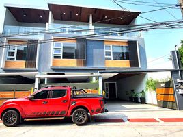 6 Bedroom Townhouse for sale in the Philippines, Quezon City, Eastern District, Metro Manila, Philippines