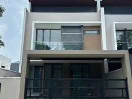 5 Bedroom House for sale in Gubeng, Surabaya, Gubeng