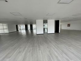 600 m² Office for rent in Bogotá, Cundinamarca, Bogotá