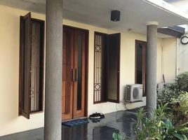 4 Bedroom Villa for sale in Ciputat, Tangerang, Ciputat