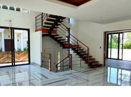 5 Bedroom House for sale in Manila International Airport LRT-1, Pasay City, Taguig City