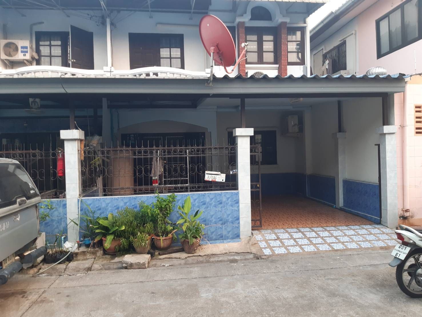 3 Bedroom Townhouse For Rent In Khlong Thanon, Bangkok