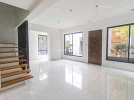 3 Bedroom House for sale in Gilmore LRT-2, Quezon City, San Juan City