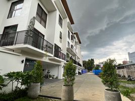 4 Bedroom Townhouse for sale in Santolan–Annapolis MRT-3, Quezon City, Quezon City