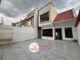 3 Bedroom Villa for sale in Cathedral of the Immaculate Conception, Cuenca, Cuenca, Cuenca