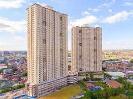 2 chambre Condominium à vendre à Zinnia Towers., Quezon City