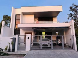 4 Bedroom House for sale in Santa Rosa City, Laguna, Santa Rosa City