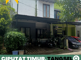 5 Bedroom Villa for sale in Ciputat, Tangerang, Ciputat