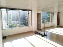 70 m² Office for rent in Parque de los Pies Descalzos, Medellín, Medellín