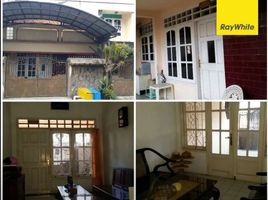 4 Kamar Rumah for sale in Gayungan, Surabaya, Gayungan