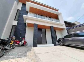 3 Bedroom House for sale in Cibeunying Kaler, Bandung, Cibeunying Kaler