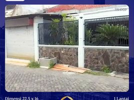 Maison 5 chambre à vendre à Tambaksari, East Jawa, Tambaksari