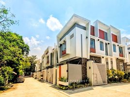 3 Bedroom Villa for sale in Roosevelt LRT-1, Quezon City, Quezon City