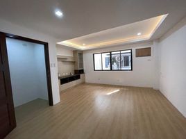 3 Bedroom Townhouse for sale in Kamuning MRT-3, Quezon City, Quezon City