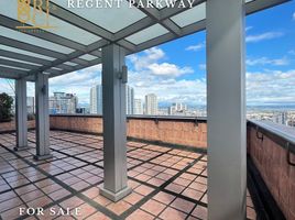 2 Bedroom Condo for sale at Regent Parkway, Makati City