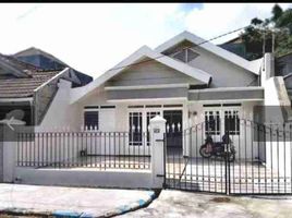 4 Kamar Rumah for sale in Surabaya, East Jawa, Rungkut, Surabaya