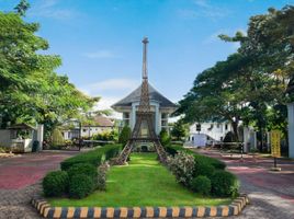  Land for sale at Chateaux de Paris, South Forbes, Silang